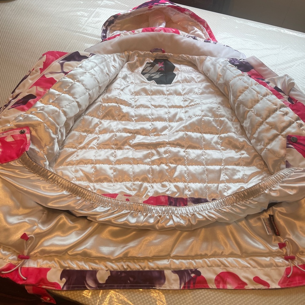 Ski Powder Room Jacket - Picture 4 of 11